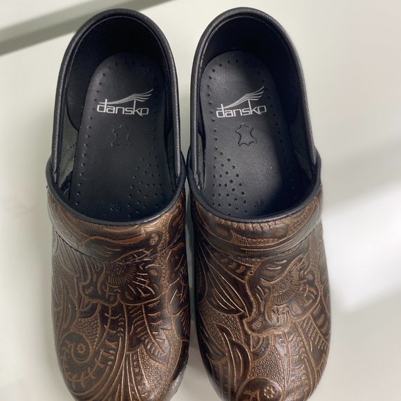 NEW Dansko Professional Brown Tooled - Picture 3 of 5